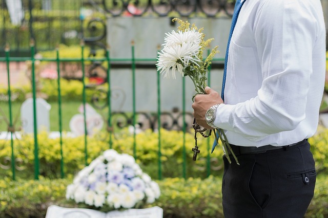all-inclusive-funeral-plans-640x480-66339998.jpeg