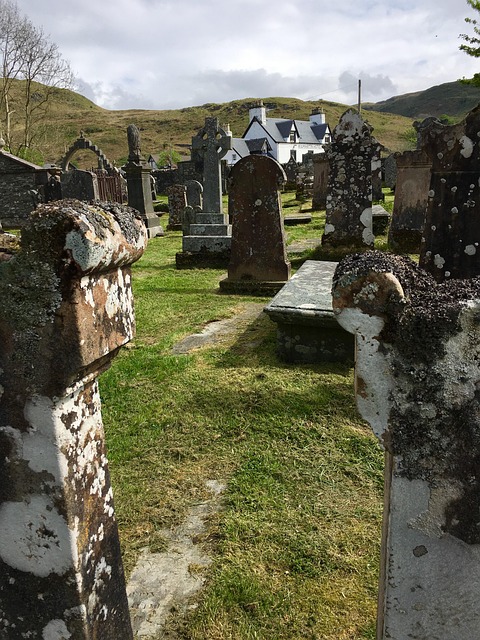 funeral-insurance-funeral-640x480-62948099.jpeg